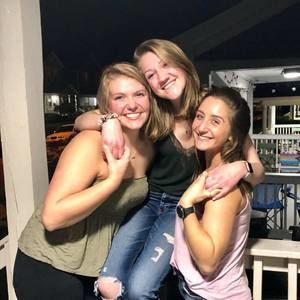 Meet your Posher, Liz